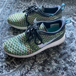 Nike Roshe Runs